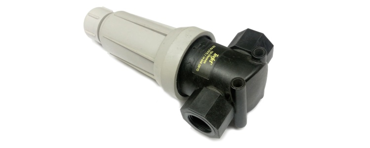 Strainer Line 3/4FPT Polyglass AA126ML-3-50