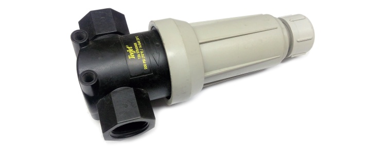 Strainer Line 1 FNPT w/mesh AA126ML-4-50